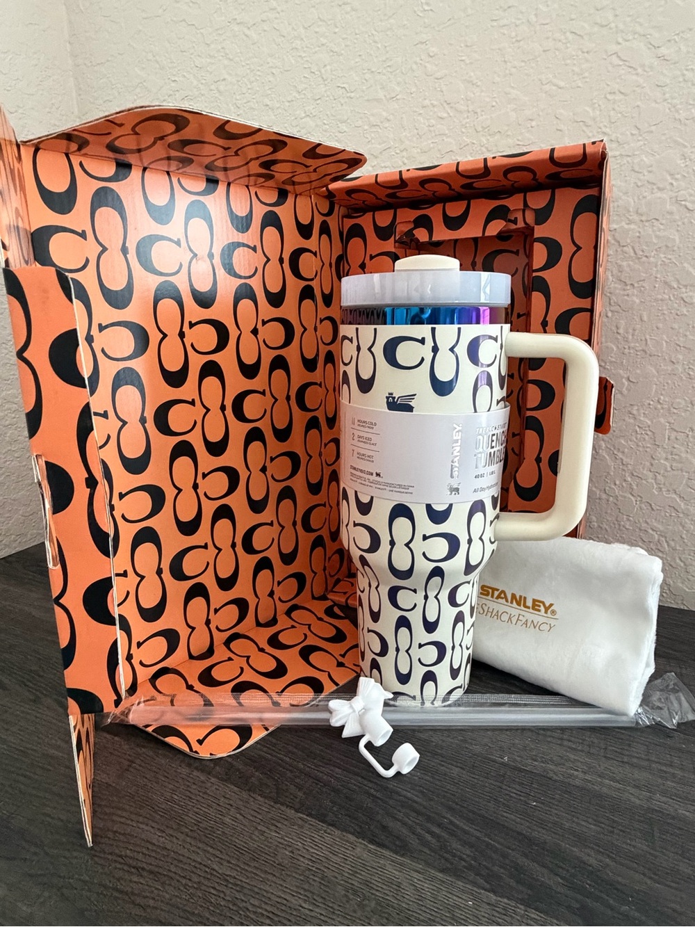 Stanley 40oz Quencher Cream Multicolor Iridescent Tumbler Gift Set